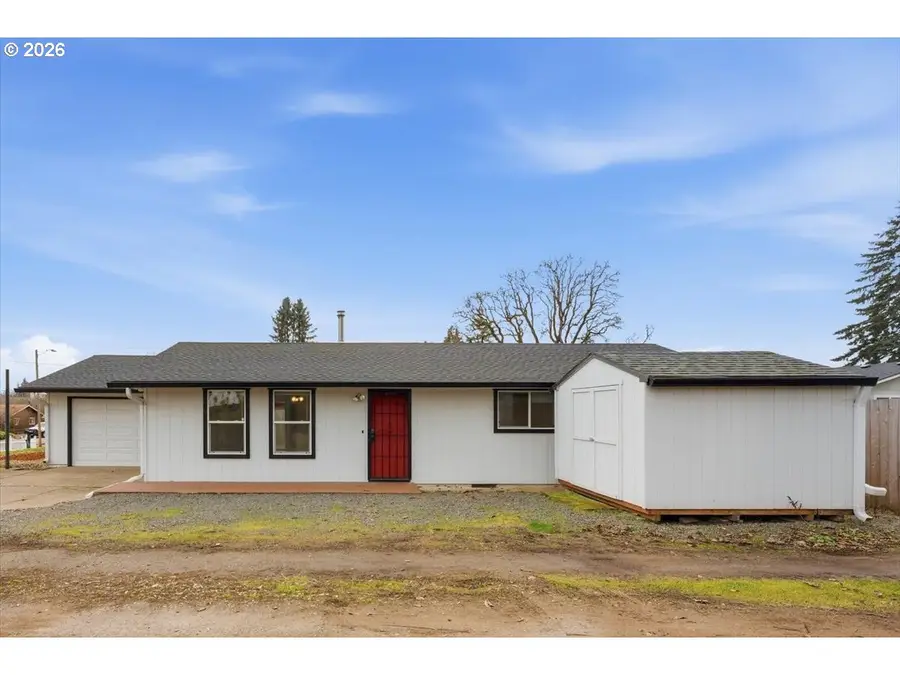 369 S 16th Ave, Cornelius, OR 97113 - Image #2