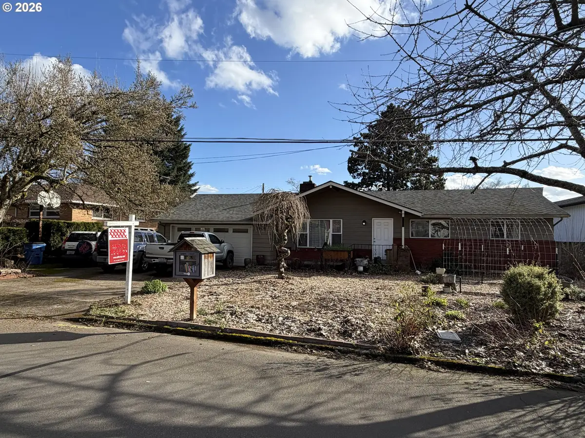 3908 Gifford Pl, Washougal, WA 98671 - #1