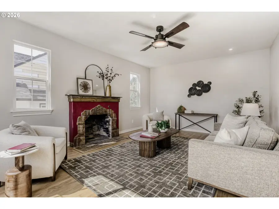 3235 NE Klickitat St, Portland, OR 97212 - #3