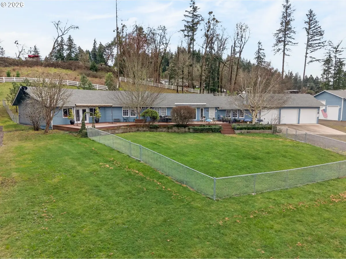 694 Orchard Ln, Roseburg, OR 97471 - #1