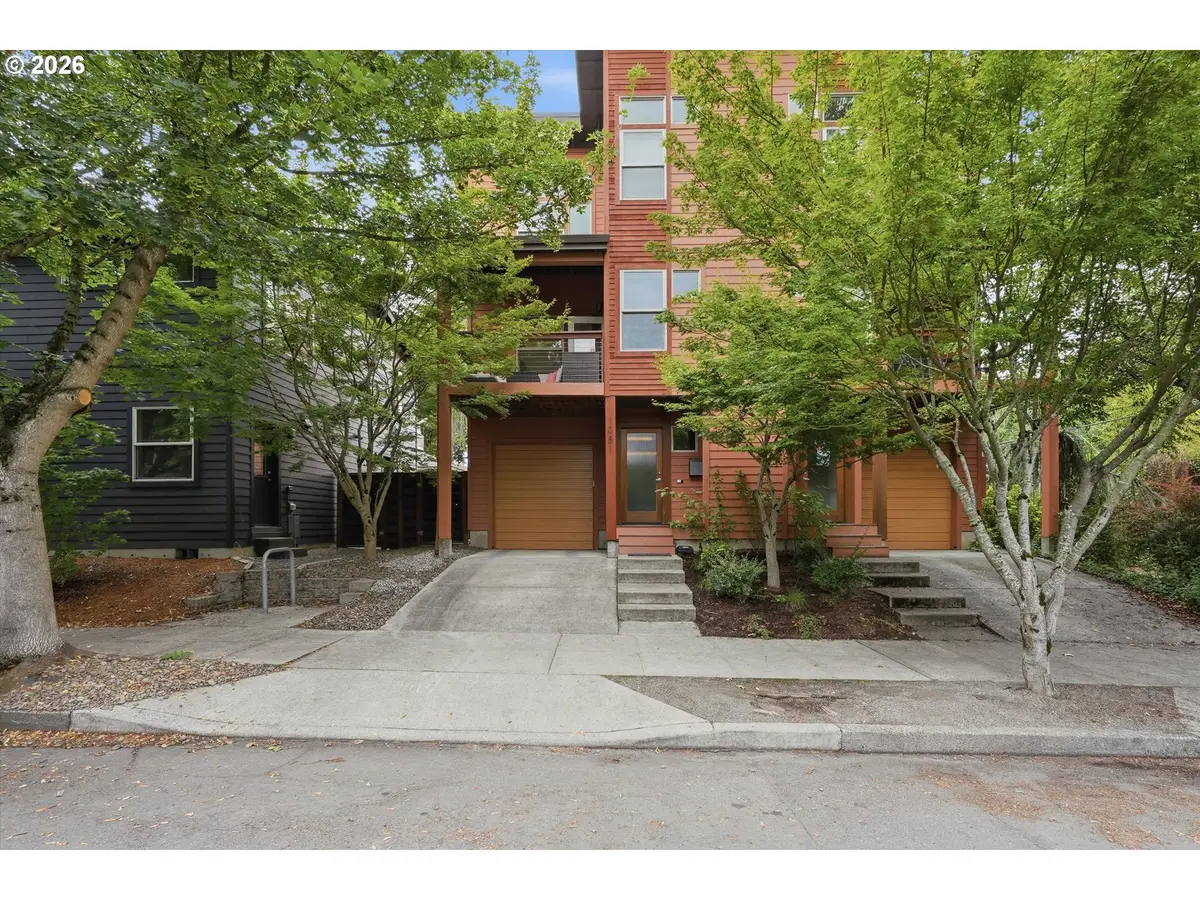 1051 N Fremont St, Portland, OR 97227 - #1