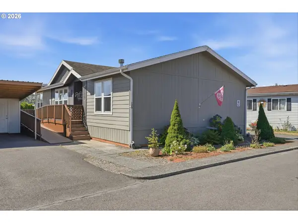 300 SW 7th Ave #120, BattleGround, WA 98604