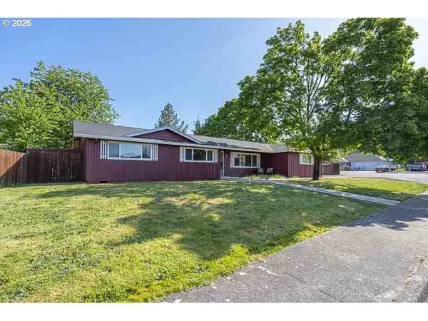 611 NE Bockes Loop, Sheridan, OR 97378