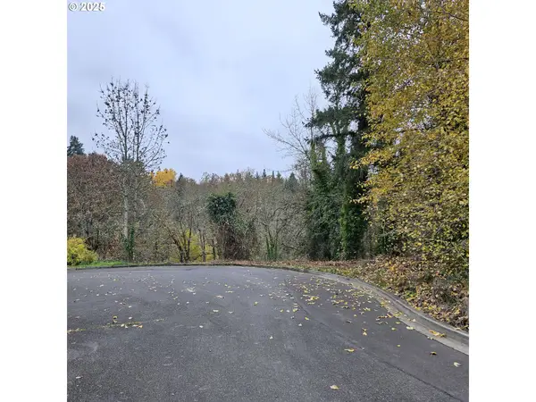 706 Elizabeth Ct, Dayton, OR 97114