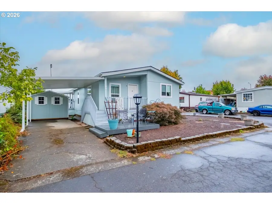 612 N Cascade Dr #76, Woodburn, OR 97071 - #2