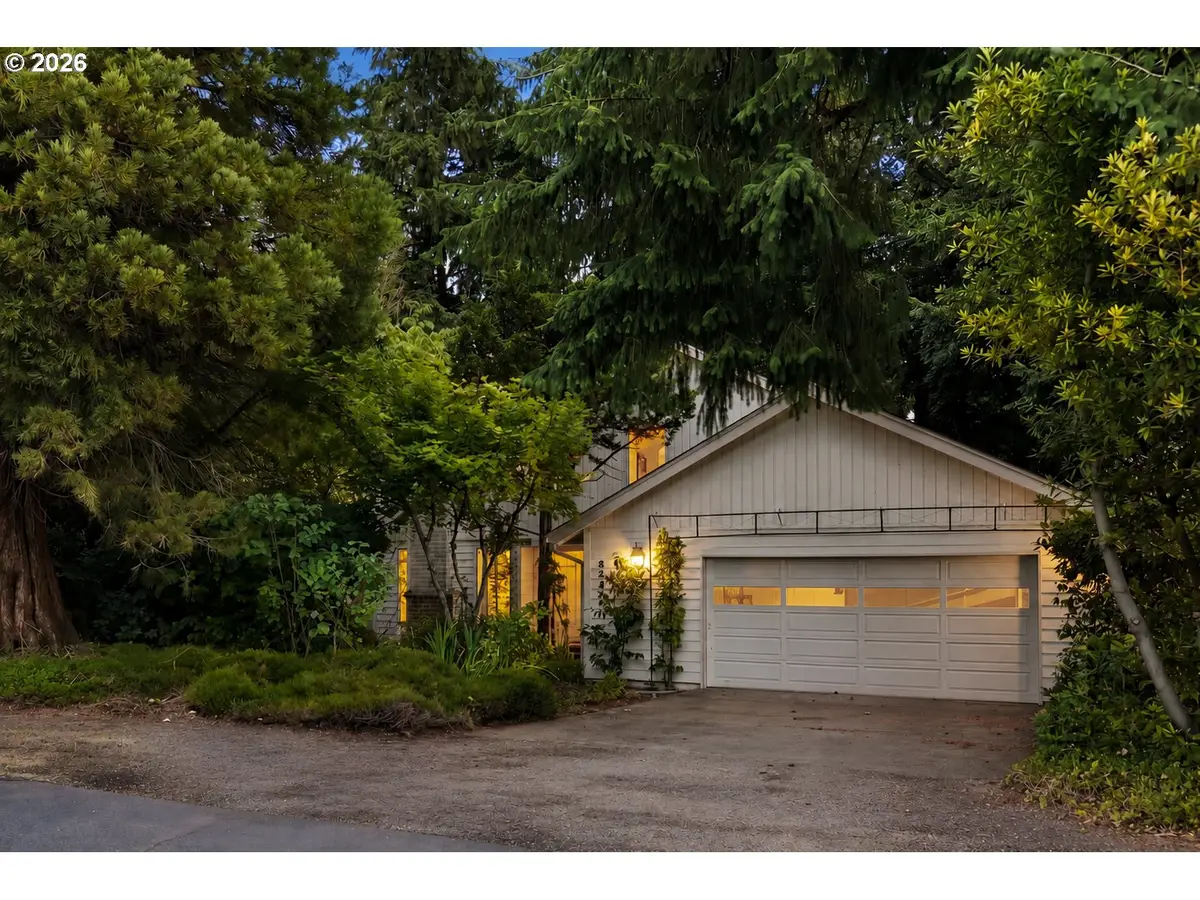 8350 SW 135th Ave, Beaverton, OR 97008 - #1