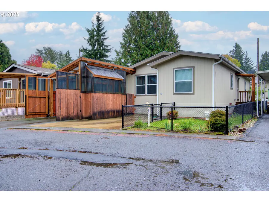 2980 NE Division St #27, Gresham, OR 97030 - Image #2