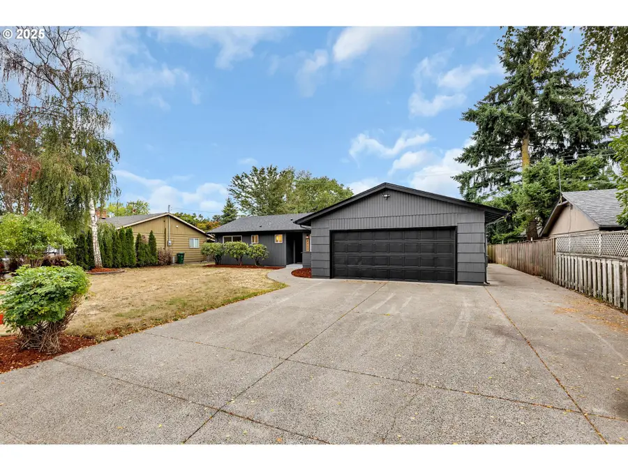 8305 NE Mason Dr, Vancouver, WA 98660 - Image #2