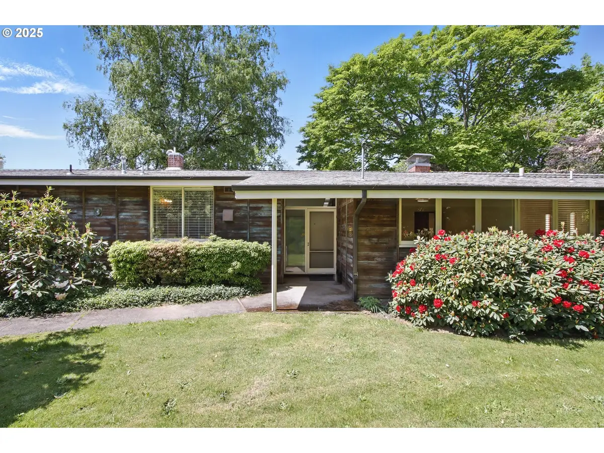 2075 SE Palmblad Rd, Gresham, OR 97080 - Image #1