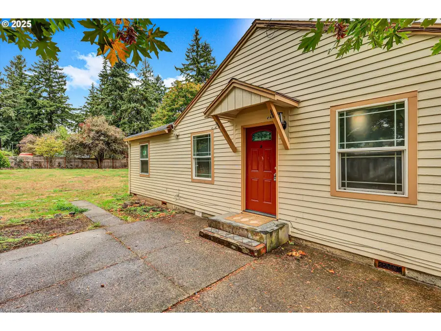 14125 SE Division St, Portland, OR 97236 - Image #2
