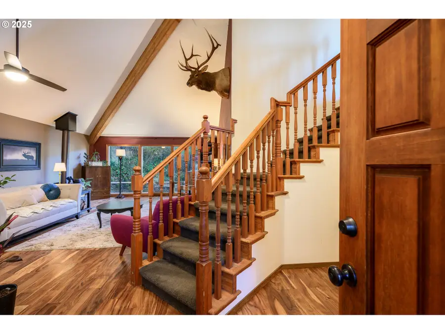 45245 SW Saddleback Dr, Gaston, OR 97119 - Image #3