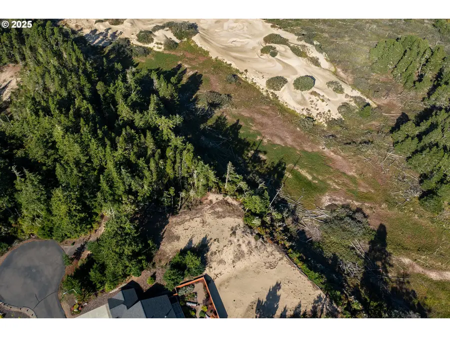 67 Lake Point Dr #67, Florence, OR 97439 - Image #3