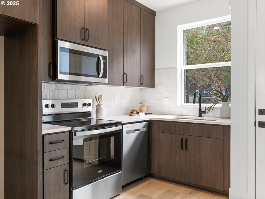 3211 SE 28th Ave #4, Portland, OR 97202 - Image #3