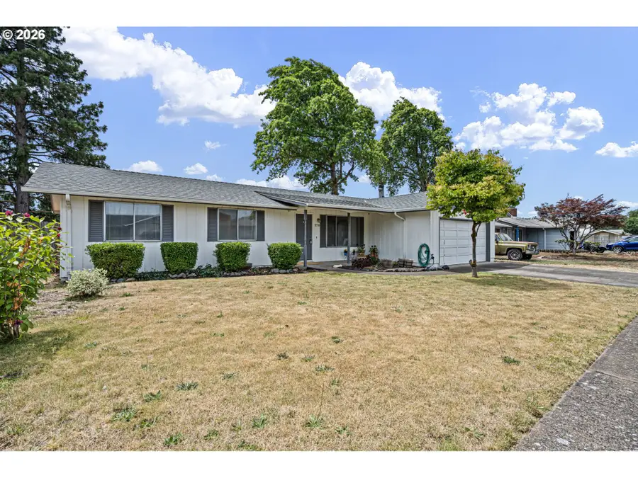 92726 Pebble Beach Ln, Junction City, OR 97448 - #2