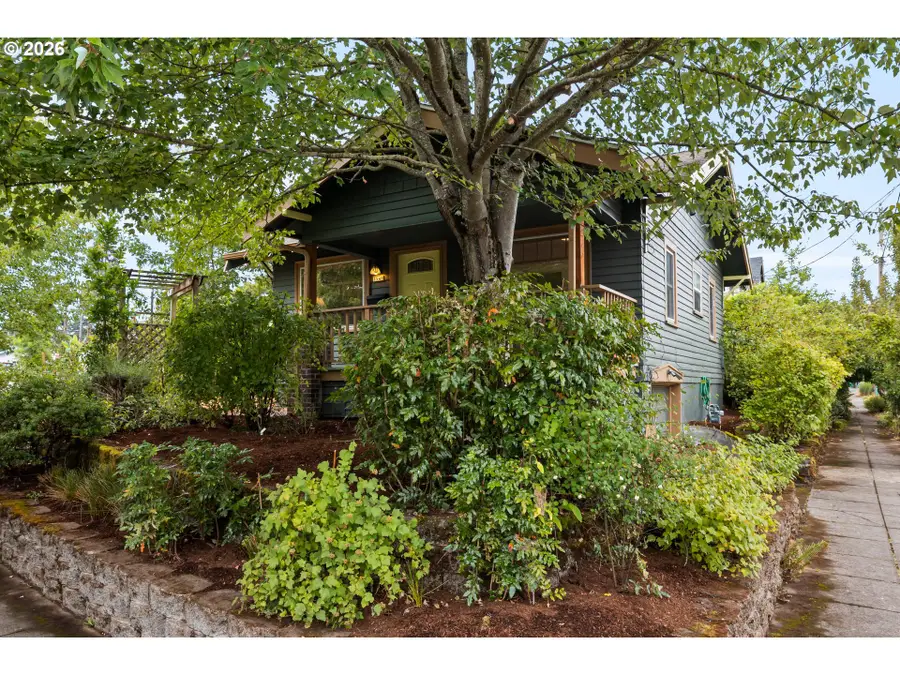 7549 N Albina Ave, Portland, OR 97217 - #2