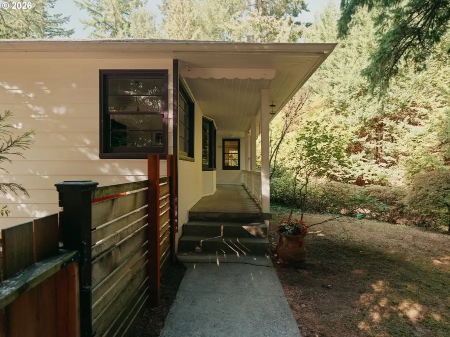 601 SW Chestnut St, Portland, OR 97219 - #3