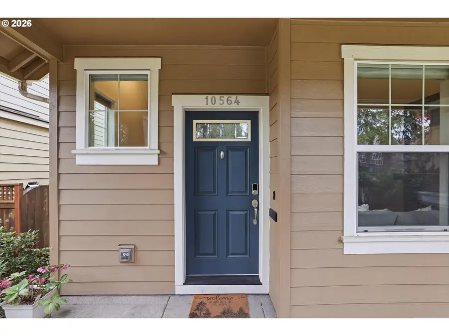 10564 NE Gateway St, Hillsboro, OR 97006 - #3