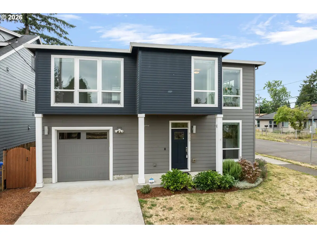 8209 SE 69th Ave, Portland, OR 97206 - #1