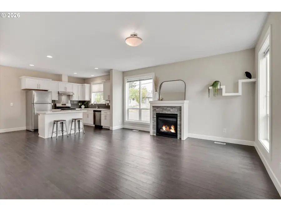 8209 SE 69th Ave, Portland, OR 97206 - #2