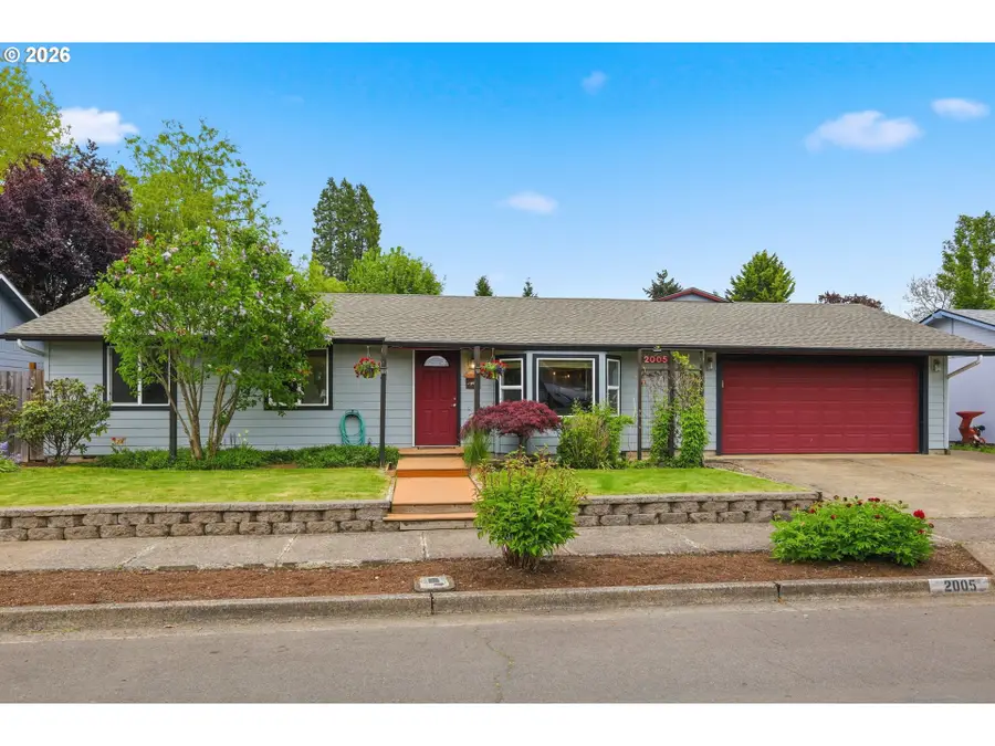 2005 Amirante St, Eugene, OR 97402 - #3