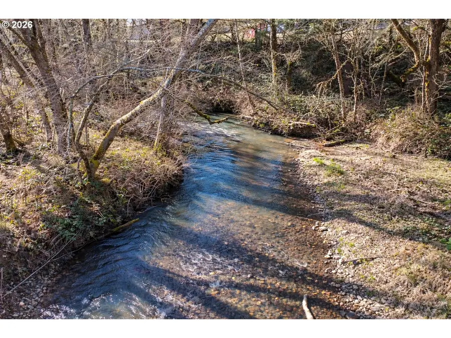 1954 Yeust Rd, Azalea, OR 97410 - #2