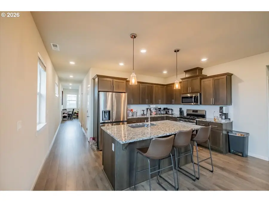1548 Nolan Ave, Albany, OR 97322 - #2