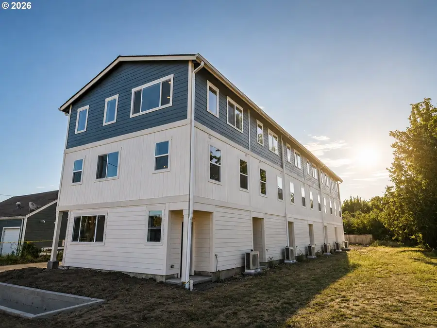 507 17th St, Springfield, OR 97477 - #3
