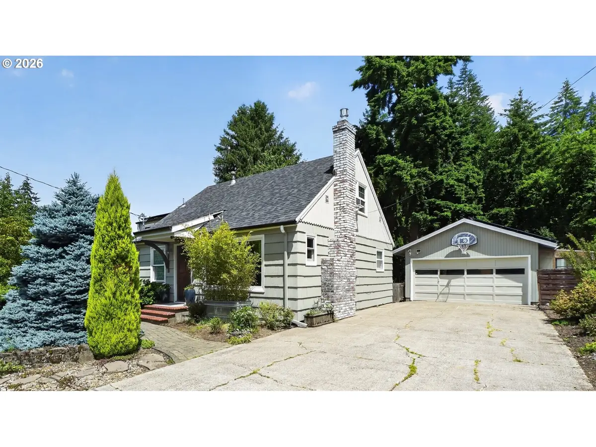 8326 SW 57th Ave, Portland, OR 97219 - #1