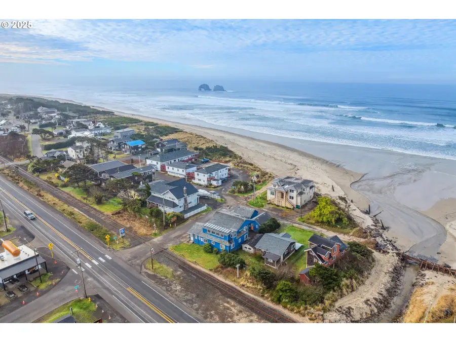 105 S 6th Ave, Rockaway Beach, OR 97136 - #3