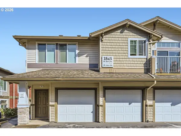 1845 NE 101st Ave #201, Hillsboro, OR 97006