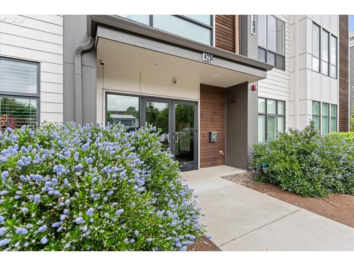 425 NE Bryant St #103, Portland, OR 97211 - #1