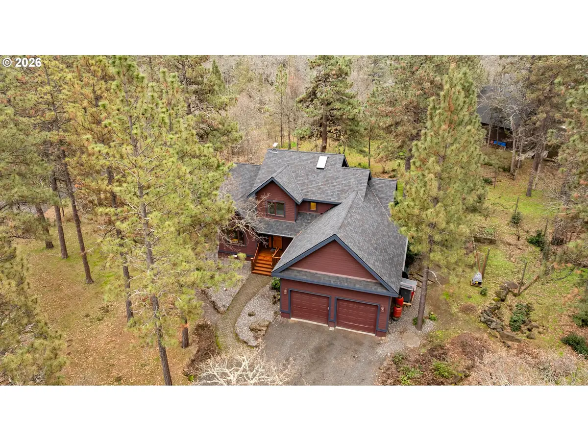 6850 Oakbrook Ln, The Dalles, OR 97058 - #1