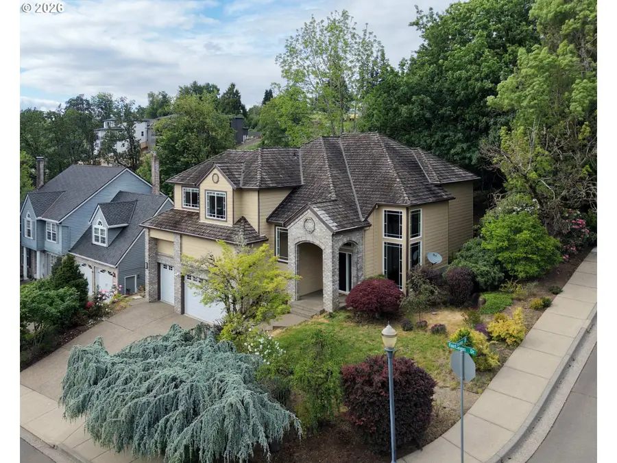 3821 Fairhaven Dr, West Linn, OR 97068 - #2