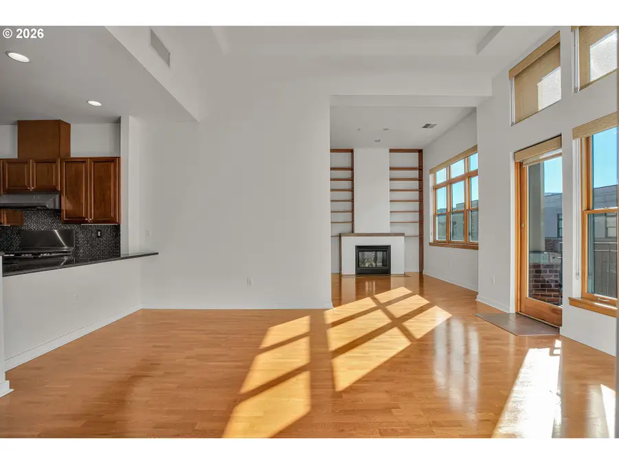 821 NW 11th Ave #609, Portland, OR 97209 - #3