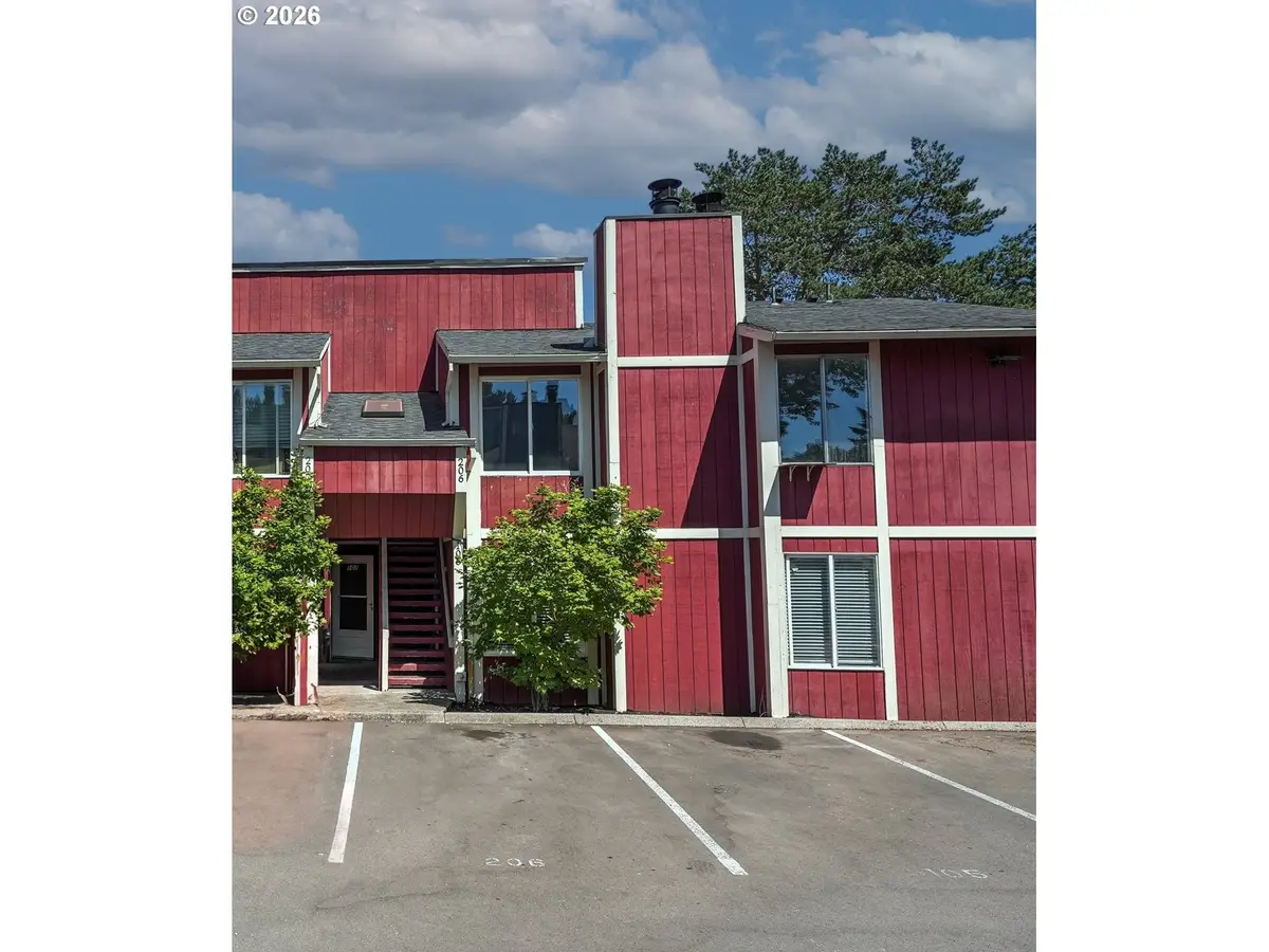 1470 SE Walnut St #206, Hillsboro, OR 97123 - Image #1