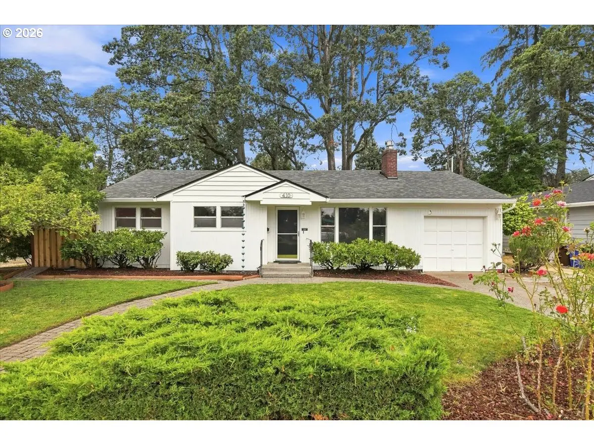 410 E Fairfield St, Gladstone, OR 97027 - #1