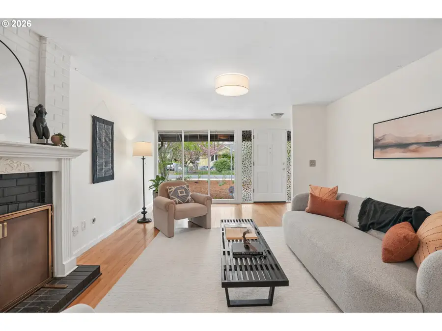 4030 SW 188th Ave, Beaverton, OR 97078 - #2