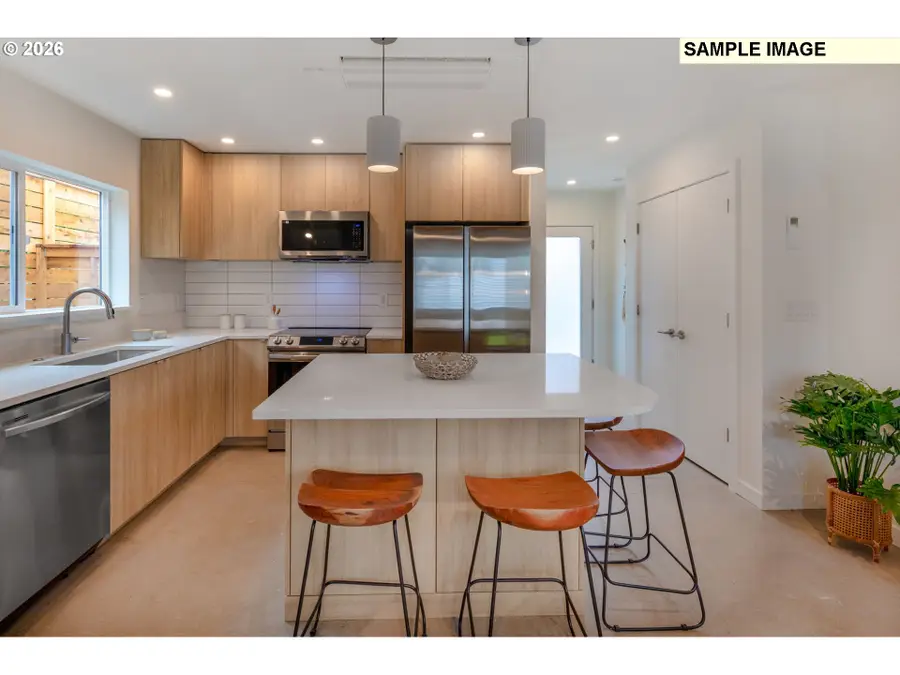 2538 SW Custer St, Portland, OR 97219 - #3