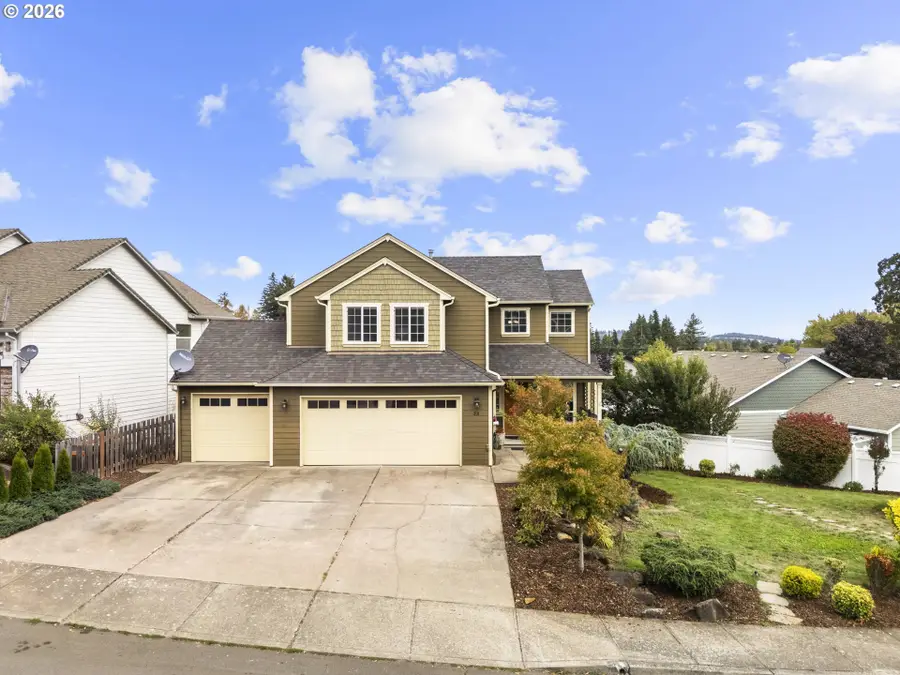 38 Sweden Cir, Silverton, OR 97381 - #2