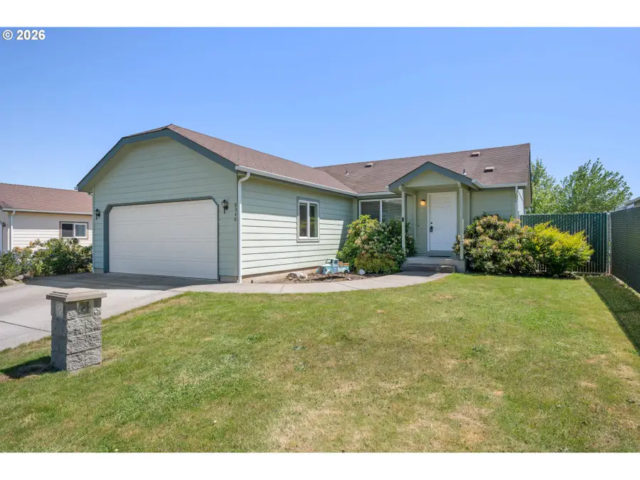 5340 Golden Eagle Dr, Eugene, OR 97402 - #3