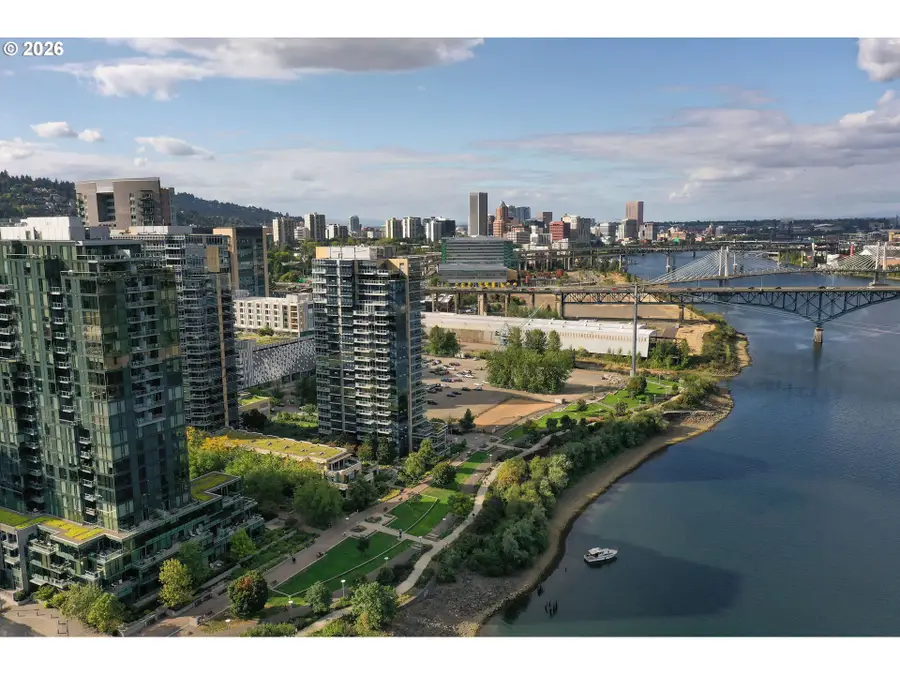 836 S Curry St #102, Portland, OR 97239 - #2