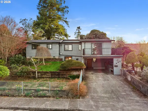 1864 4th St, Astoria, OR 97103