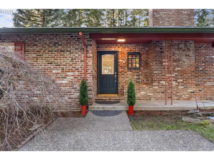 32570 Glen View Ln, Scappoose, OR 97056 - Image #3