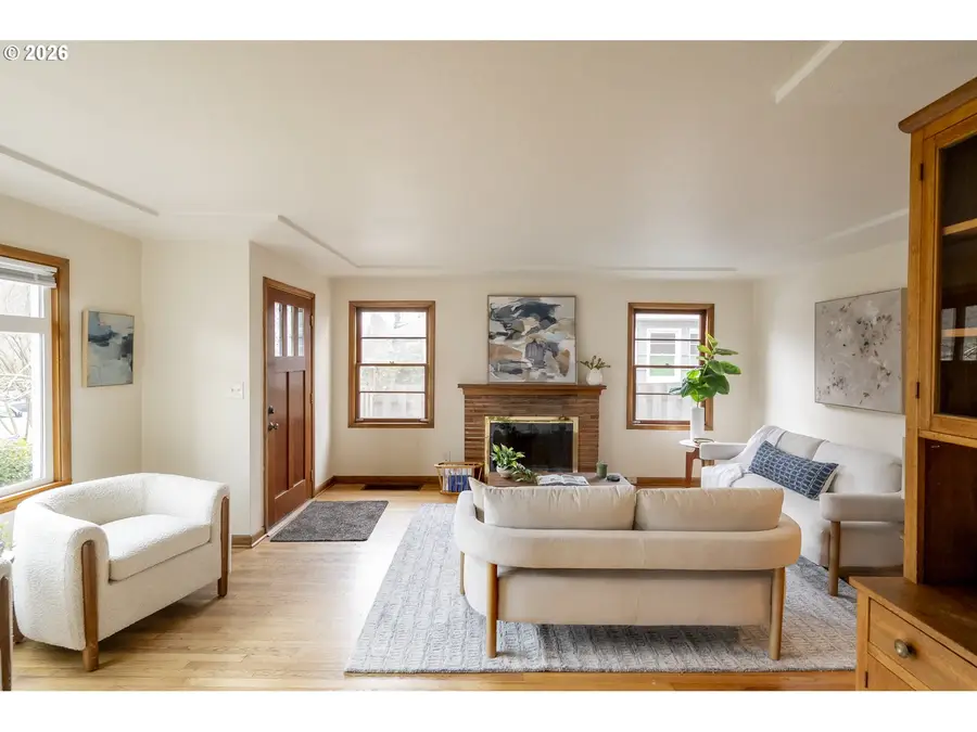 1527 N Emerson St, Portland, OR 97217 - #3