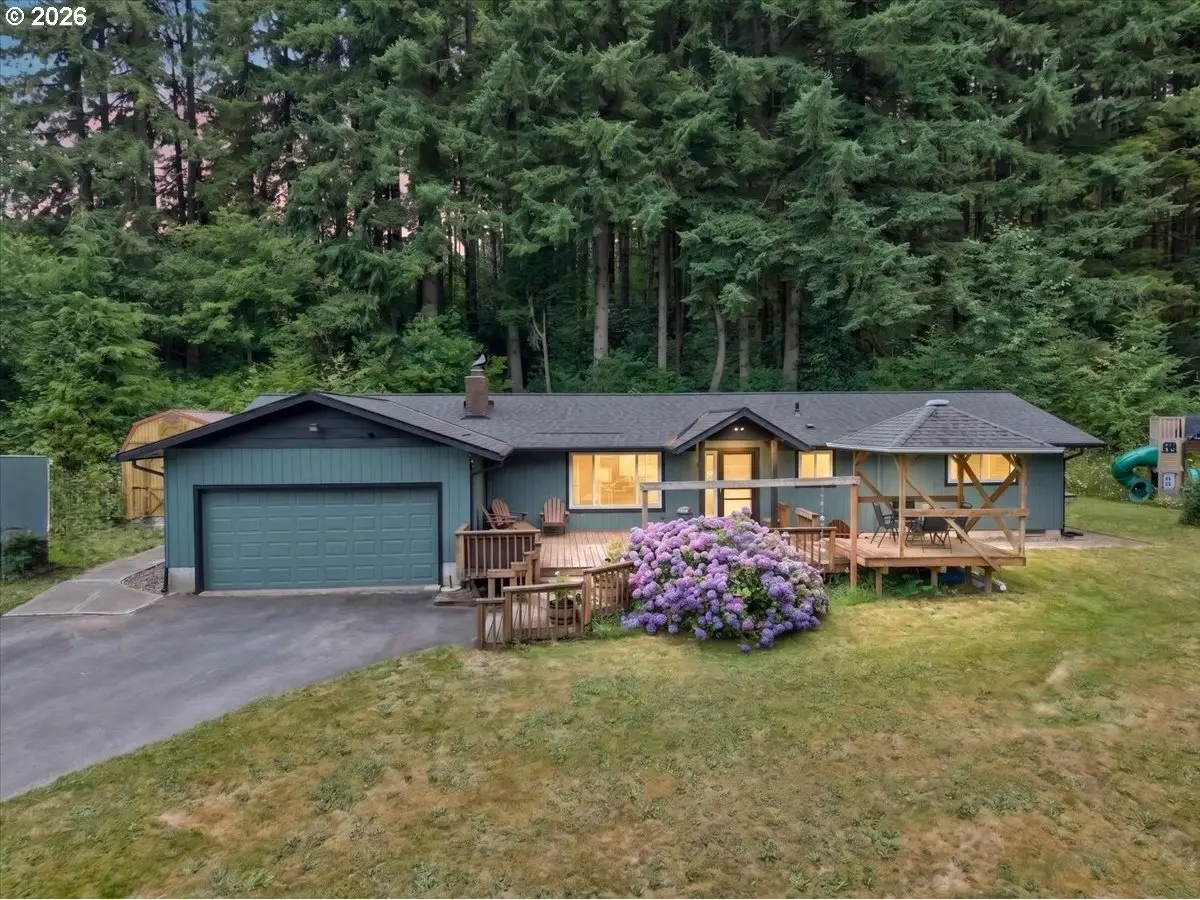 29027 Woodward Ln, Rainier, OR 97048 - #1