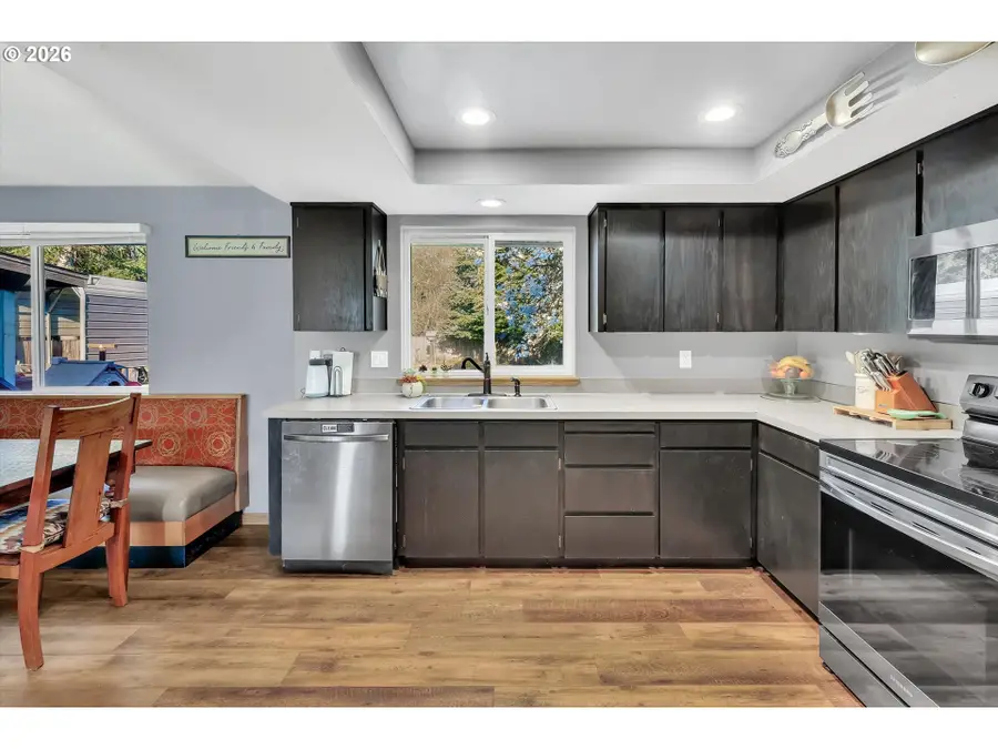 505 N Hubbard Ave, Yacolt, WA 98675 - #3