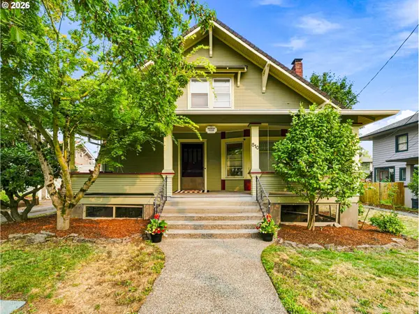 810 Center St, OregonCity, OR 97045