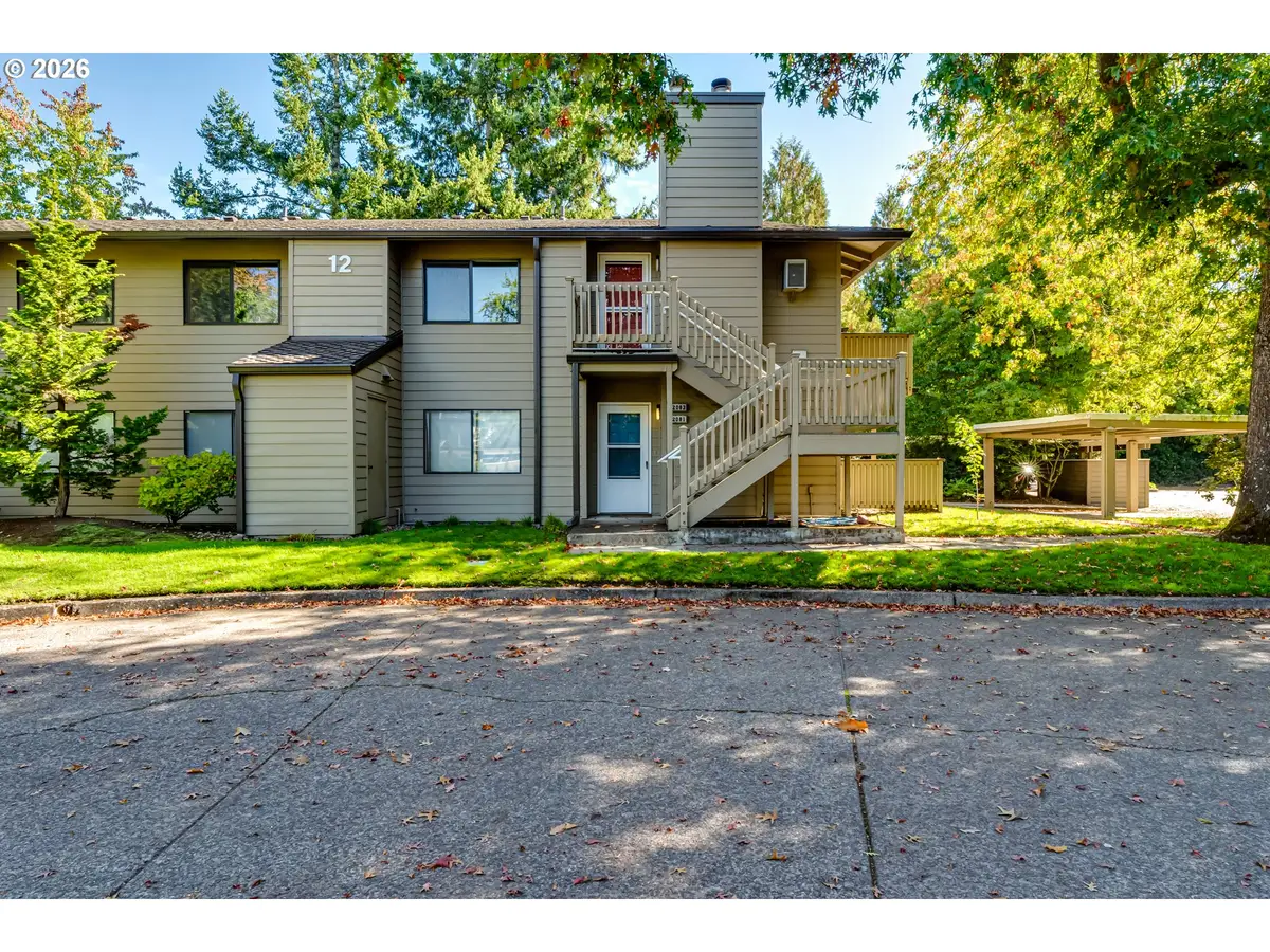 2083 Lake Isle Dr, Eugene, OR 97401 - #1