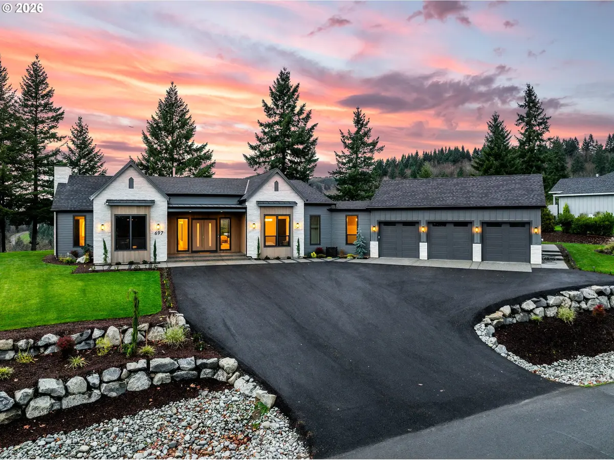 697 Sommerset Rd, Woodland, WA 98674 - Image #1