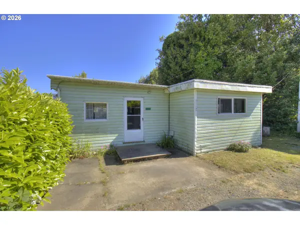 95224 N Bank Rogue River Rd, GoldBeach, OR 97444